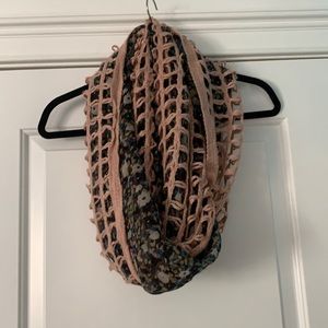 Trendy vintage circle scarf